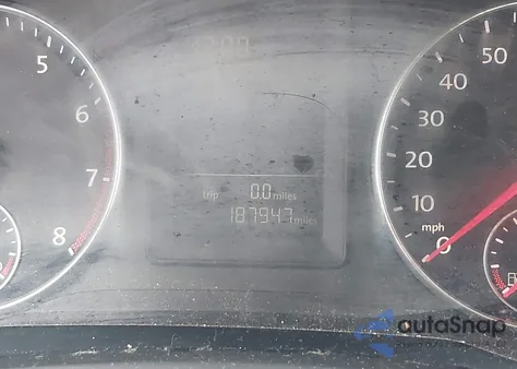 2010 Volkswagen Jetta Se z USA, uszkodzony, nr VIN 3VWRZ7AJ3AM037584